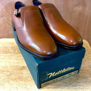 Nettleton men’s new size 9.5 full leather dress shoes, High Quality.